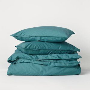 H&M organic cotton queen sized duvet cover in turquoise/teal blue
